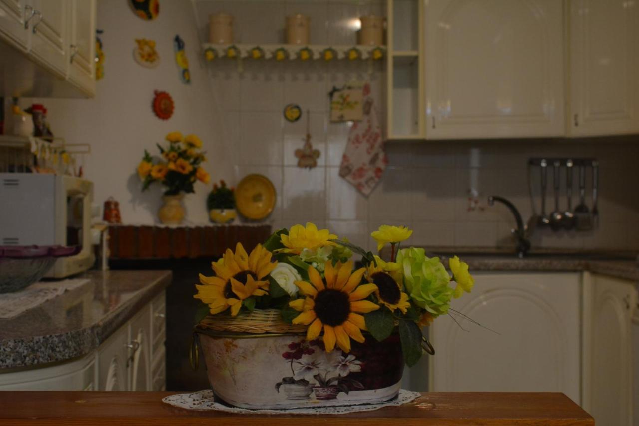 Casa Vacanze I Girasoli อีเกลเซียส ภายนอก รูปภาพ