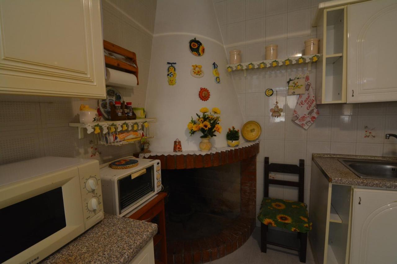 Casa Vacanze I Girasoli อีเกลเซียส ภายนอก รูปภาพ